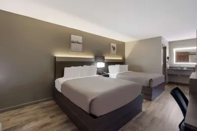 Quality Inn Fort Jackson Hotels near Foot Locker
