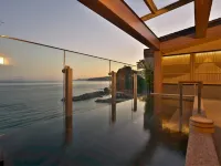 Hotel New Sagamiya - Rooftop Pools