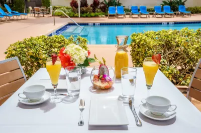 Palm Beach Gardens Marriott Hotels near The Shops of Donald Ross Village