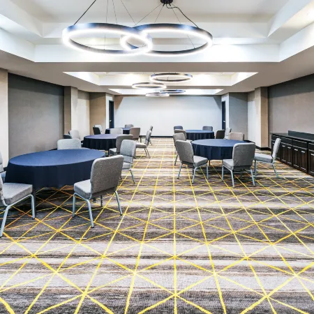 Holiday Inn & Suites STILLWATER - UNIVERSITY WEST by IHG