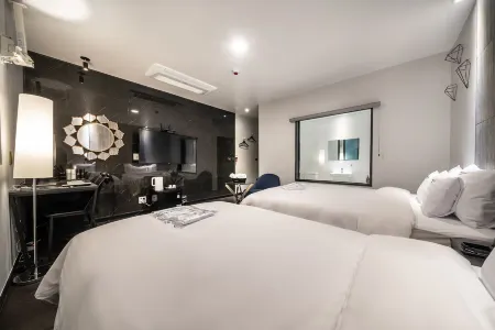 Pyeongtaek Queens Отели рядом с достопримечательностью «Pyeongtaek University»