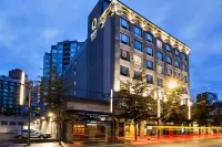 Quality Inn & Suites Downtown Vancouver Các khách sạn gần Seawall in Vancouver
