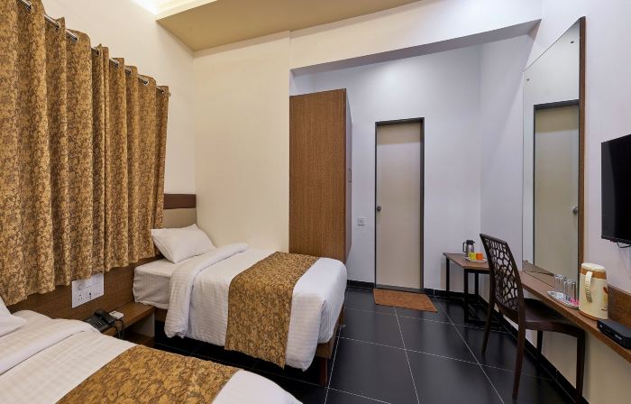 Metro Hotel