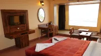 Palette - Hotel Ocean Inn Hôtels à : Valsad