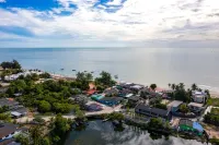 Come Home Beach Villa, 3 Bedrooms (CA3)