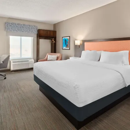 Hampton Inn & Suites Scottsburg