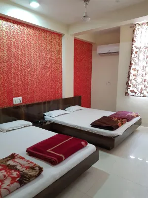 Hotel Shri Radhe Krishna Hotels near Shri Omkareshwar Jyotirlinga