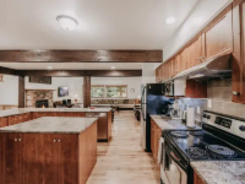 Mt Baker Lodging Cabin 3 is a Very Large Cabin on Acreage Hoteles en Deming