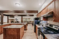 Mt Baker Lodging Cabin 3 is a Very Large Cabin on Acreage Hotels in Deming