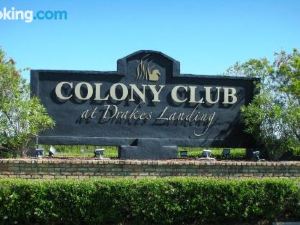 Colony Club E2