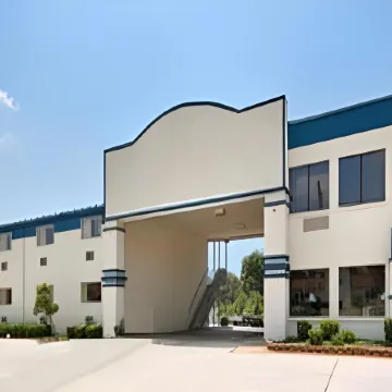 Knights Inn Longview