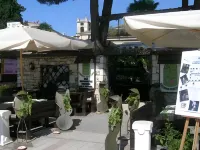 Hotel Alla Torre فنادق في غرادا