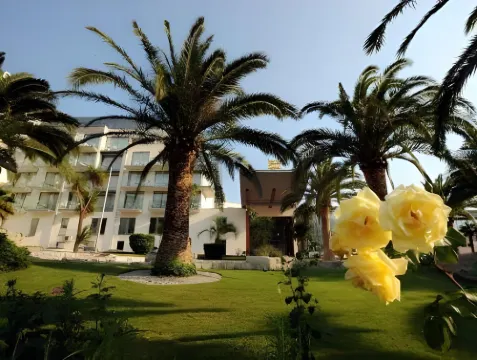 Eurostars Queen of Montenegro Экстерьер Photos