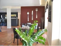 Hôtel de La Beauronne فنادق في Chancelade