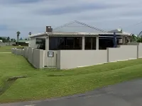 Breeze Inn Guesthouse