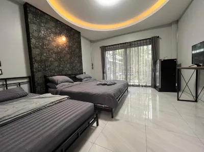 Re-Live Resort Hotel a Bang Phra