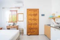 Despoina Rooms Potami Hotels in Marmari