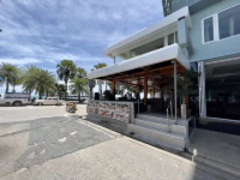 The Beach Front Resort, Pattaya Hotels near Beach Rd