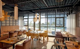 NH Collection Dubai the Palm