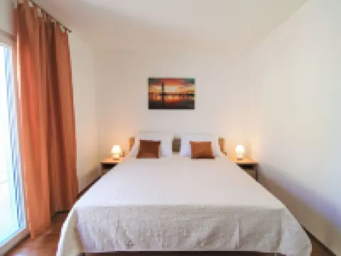 A Sea Home Hotels in Srima