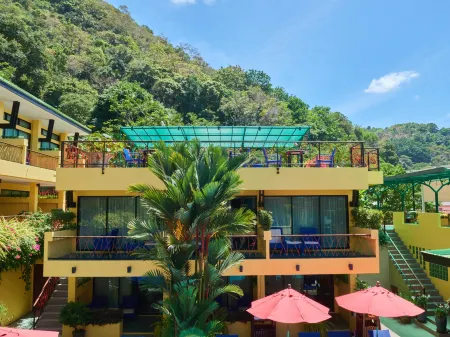 CC 하이드어웨이