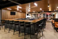 Graduate by Hilton Tempe - bar