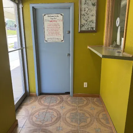 Cozy Rest Motel