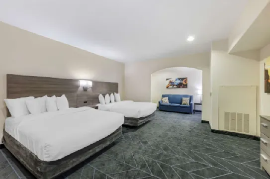 Best Western Lubbock West Inn  Suites