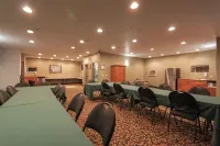 Super 8 by Wyndham Three Hills AB Hotels in Three Hills