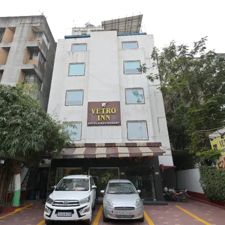 Hotel Vetro Inn