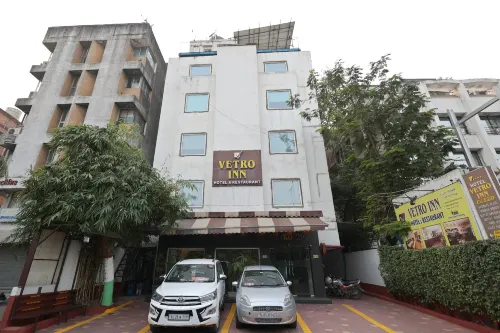 Hotel Vetro Inn