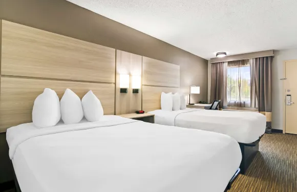 喬普林綠洲貝斯特韋斯特套房酒店