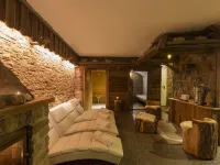 Historic Hotel Ristorante la Stua Hotels in Cavalese