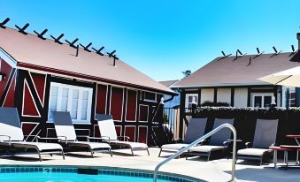 Solvang Inn & Cottages