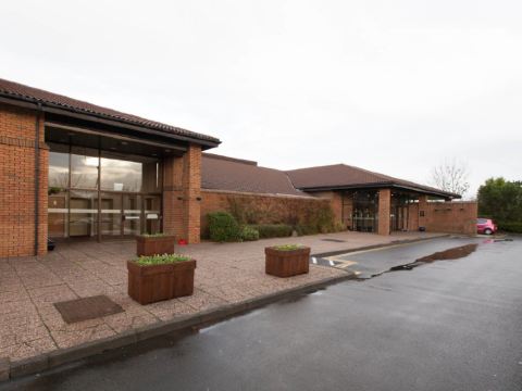 Riverside Lodge Hotel