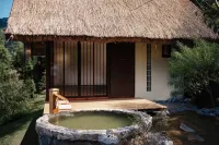 Chai Cheevit Maesa - Villas