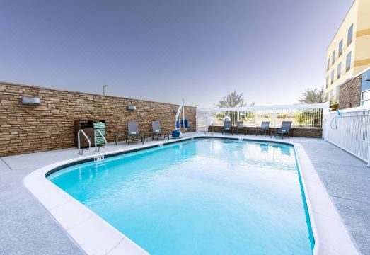 페어필드 인 & 스위트