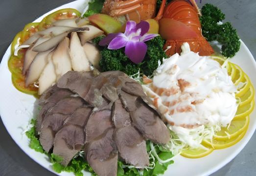 5. 완 진 핫 스프..