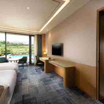 Hilton Clark Sun Valley Resort Rooms