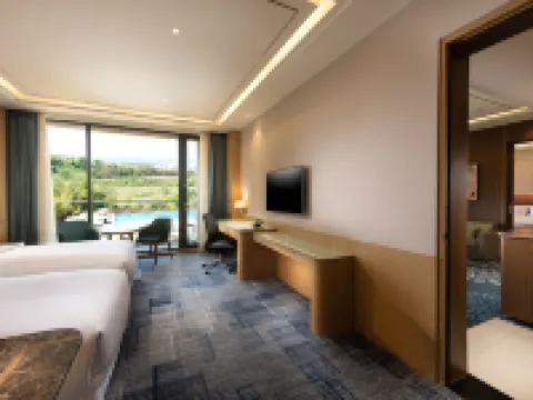 Hilton Clark Sun Valley Resort Hotels in Mabalacat