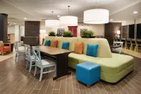 Home2 Suites by Hilton Iowa City-Coralville Các khách sạn ở Coralville
