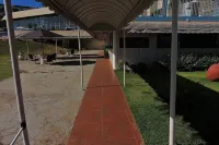베이 파크 리조트 호텔 Parque Ecológico e Vivencial de Varjão 주변 호텔