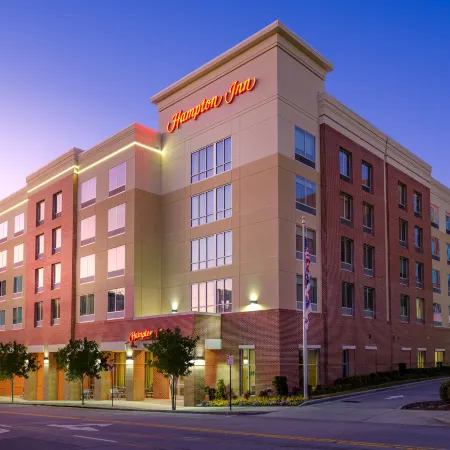 Hampton Inn Wilmington Downtown