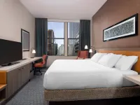 Hilton Garden Inn Chicago Central Loop Hotels near Willis Tower