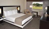 DoubleTree by Hilton Hotel Houston Hobby Airport Các khách sạn gần Sân bay Hobby