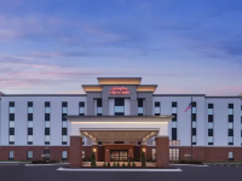 Hampton Inn & Suites Bridgeview Chicago Hotels in Bridgeview