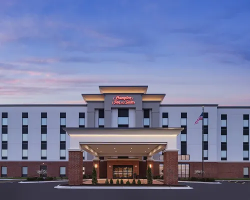 Hampton Inn & Suites Bridgeview Chicago Hotels in Bridgeview