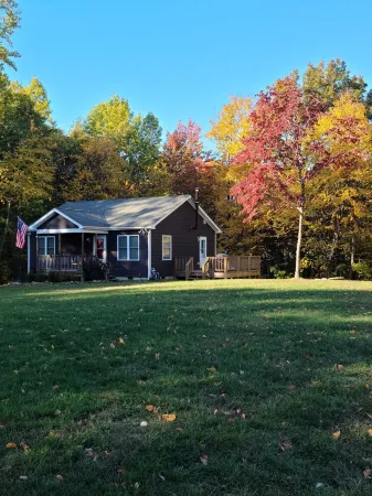 Scenic Mountain Getaway with a Firepit and Amazing Views of Mountains and Horses