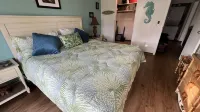 Stunning Ocean View - Steps from the beach - Kahala 623