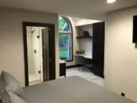 Fully Renovated Condo - Sleeps 7!